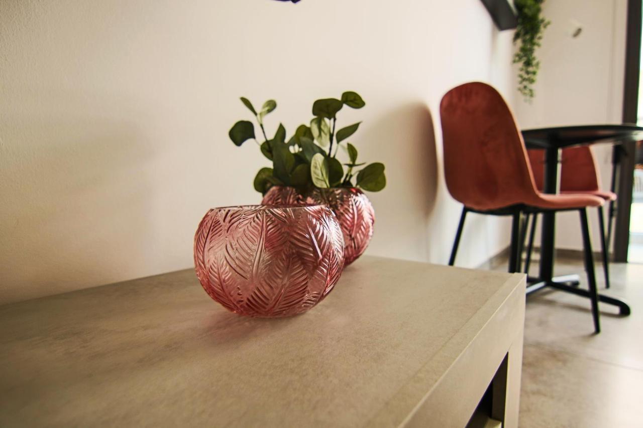 Phaedrus Living: Seaside Luxury Flat Athina 115 Apartment Paphos Bagian luar foto