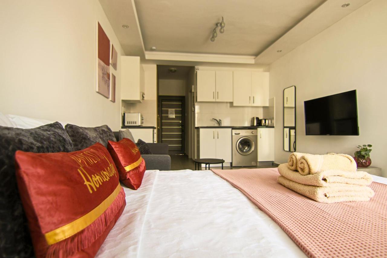 Phaedrus Living: Seaside Luxury Flat Athina 115 Apartment Paphos Bagian luar foto