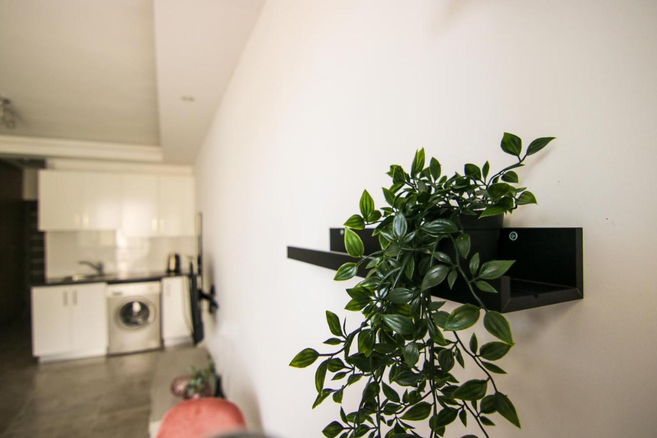 Phaedrus Living: Seaside Luxury Flat Athina 115 Apartment Paphos Bagian luar foto